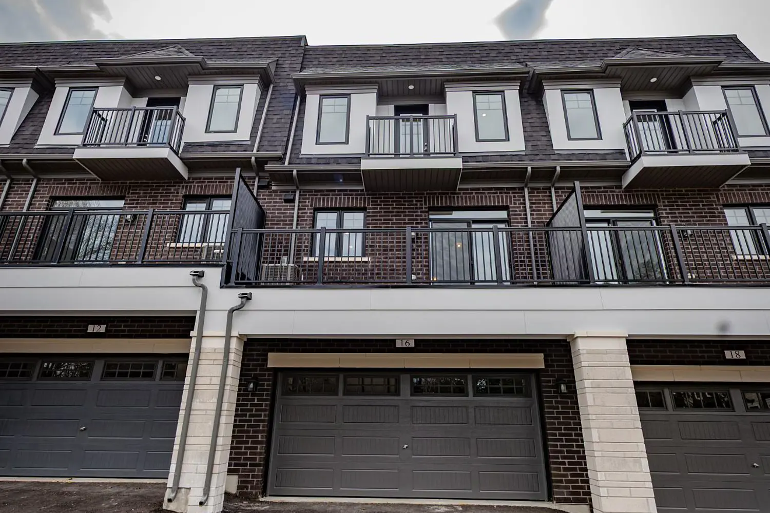 16 Fred Beaton Place photo 3