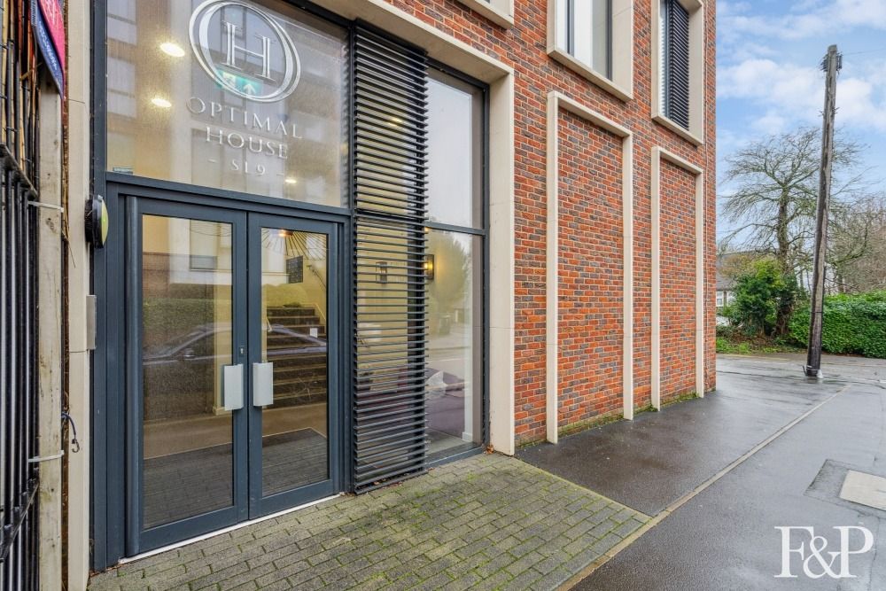 Additional image 3 of 2 bed flat for saleStation Road, Gerrards Cross SL9