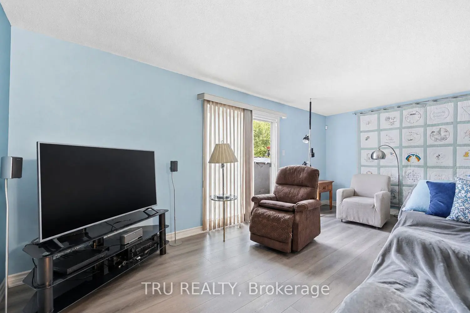 Additional image 8 of 2336 Orient Park Drive 16