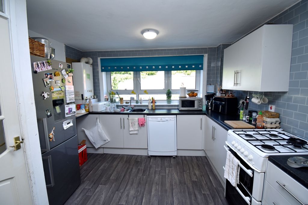 Additional image 10 of 4 bed terraced house for saleAuchmead Road, Greenock PA16