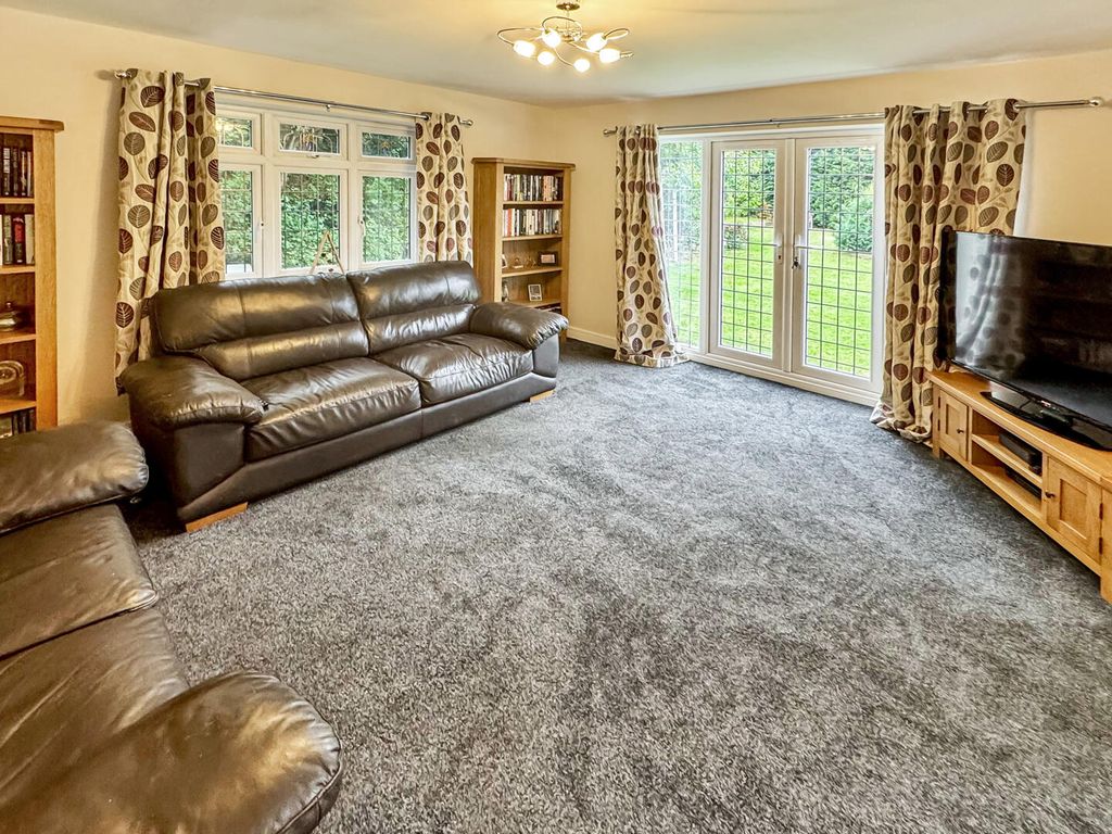 Additional image 7 of 6 bed detached house for saleManthorpe Road, Grantham NG31
