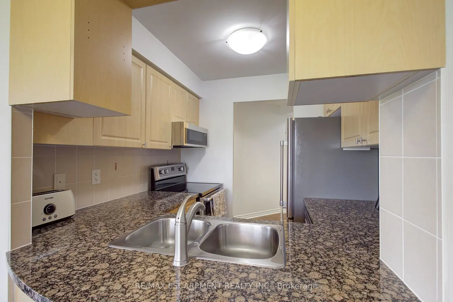 Additional image 6 of 2379 Central Park Drive 603