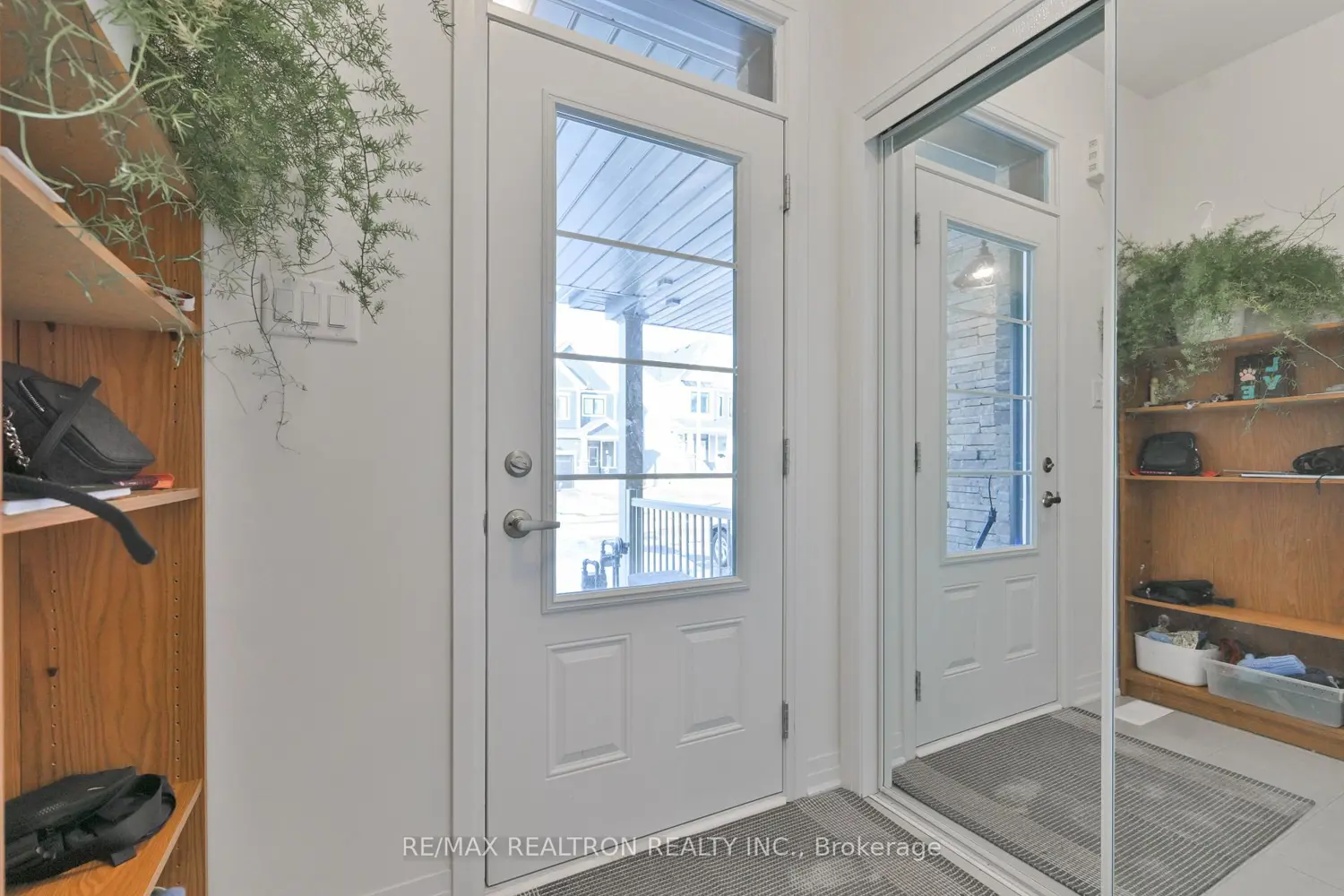 89 Masters Street photo 4