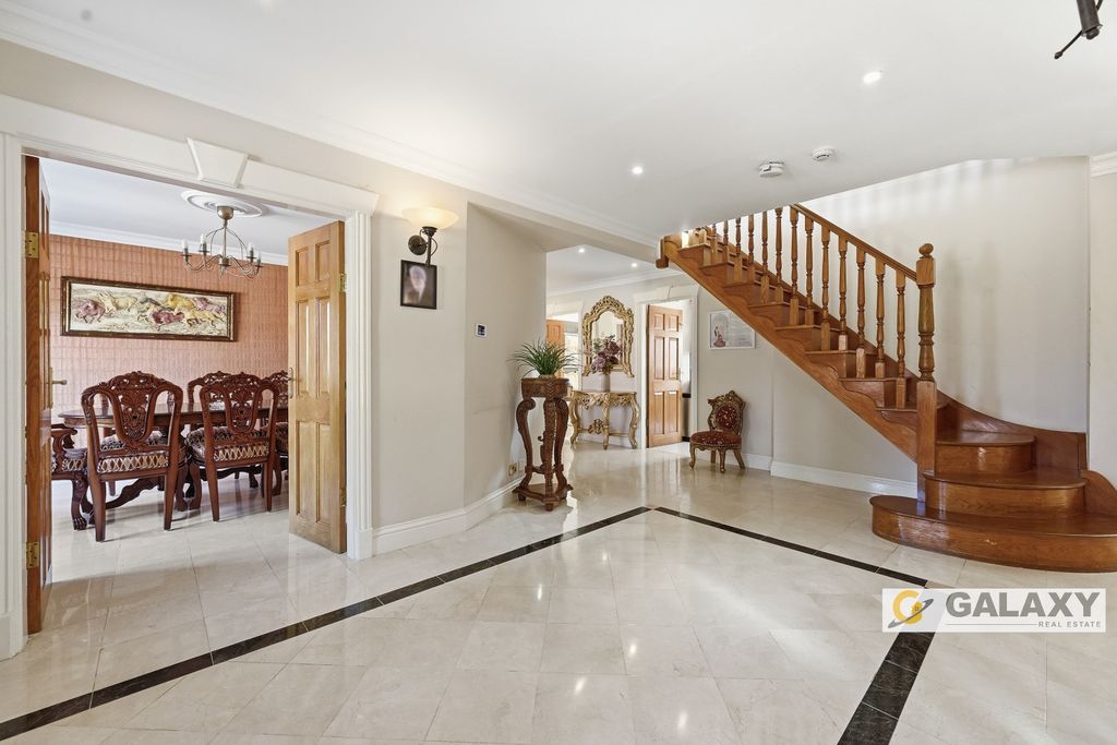 Additional image 12 of 7 bed detached house for saleCamp Road, Gerrards Cross SL9