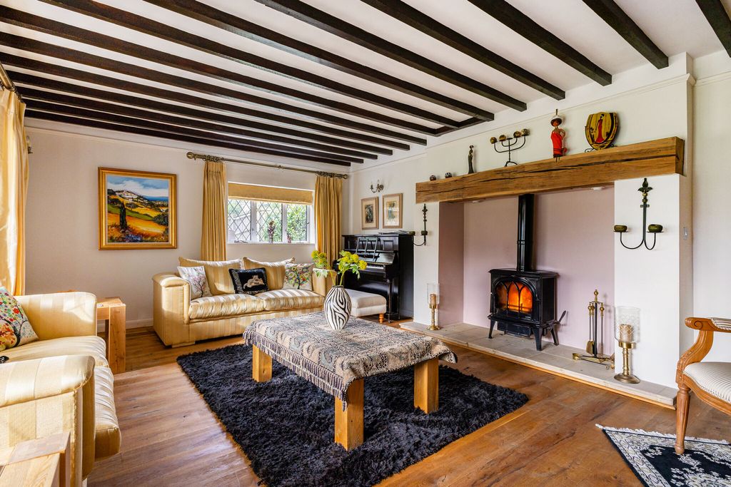 Additional image 4 of 5 bed detached house for saleCrooksbury Road, Farnham GU10