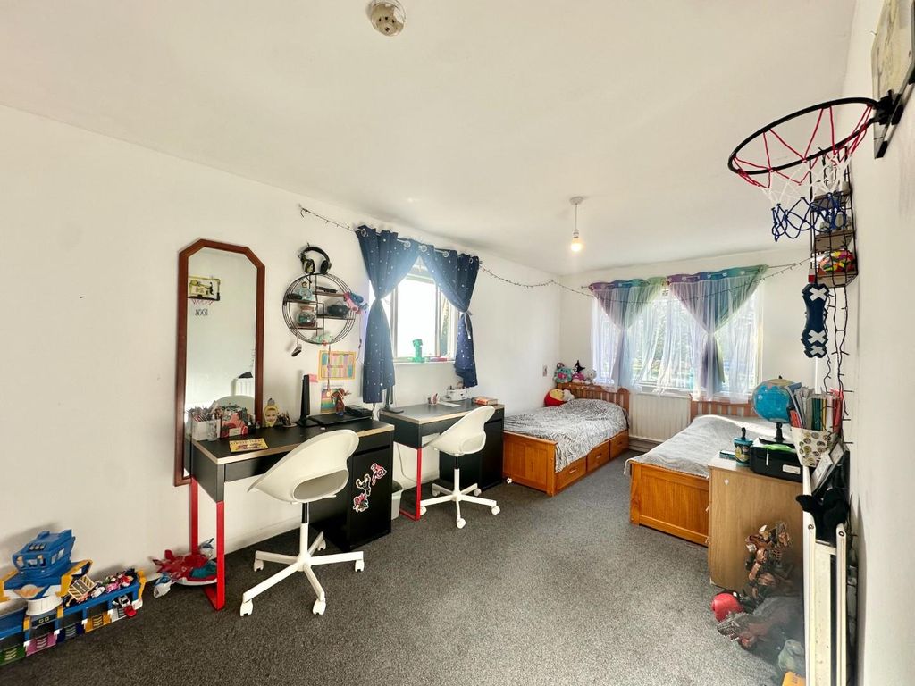 Additional image 16 of Land for saleStation Road, West Drayton UB7