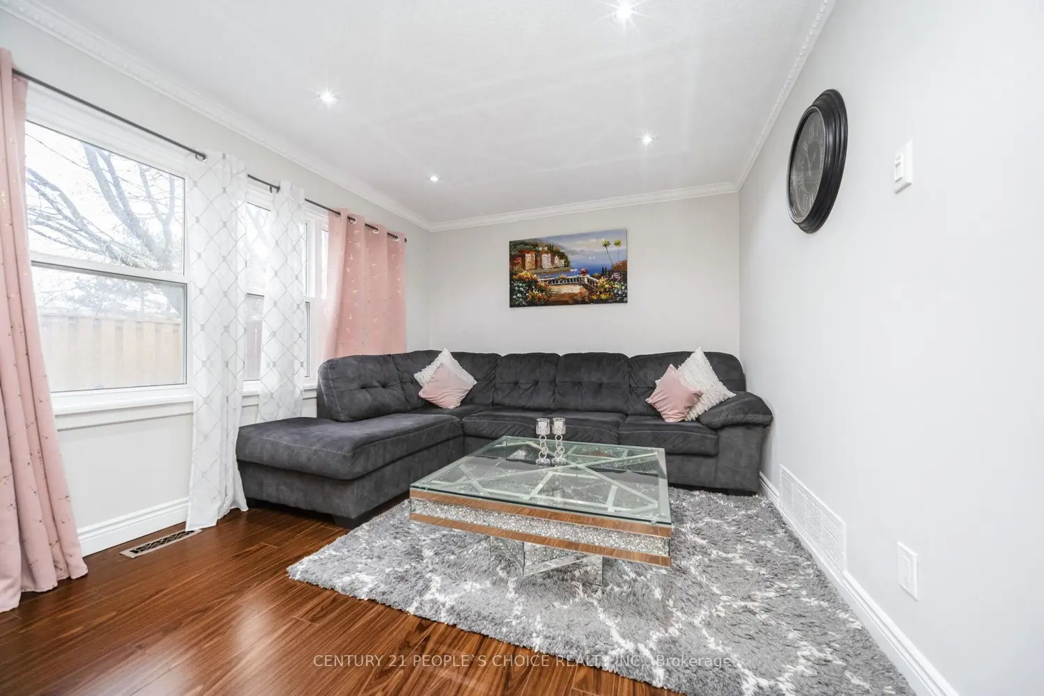 10 Eden Park Drive photo 4