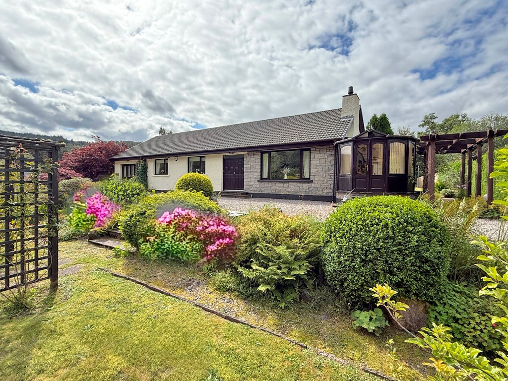 4 bed detached bungalow for saleInvergarry PH35