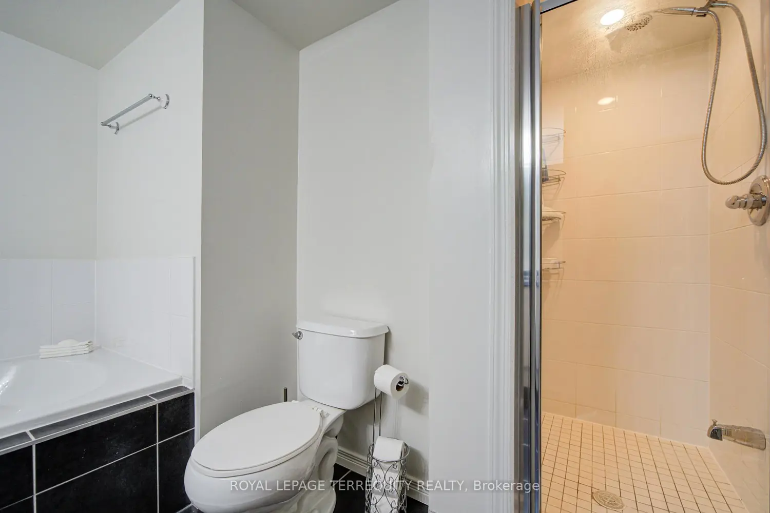 Additional image 11 of 9 George Street 2311