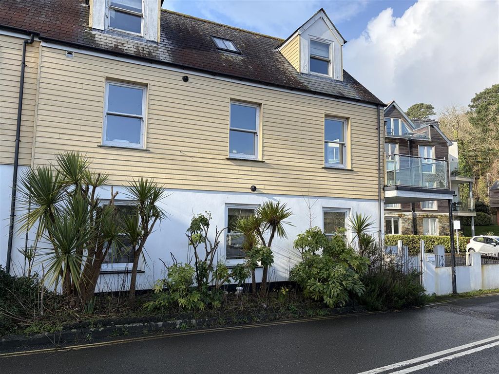 Additional image 14 of 2 bed flat for saleStation Road, Fowey PL23