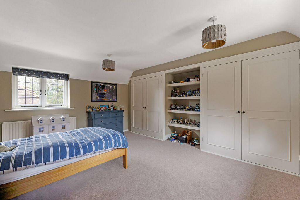 Additional image 27 of 6 bed detached house for saleSwifts Close, Moor Park, Farnham GU10