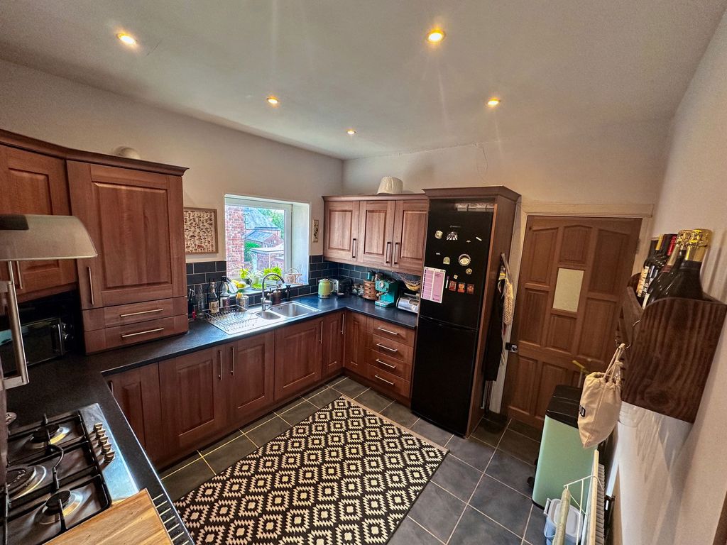 Additional image 12 of 4 bed maisonette for saleAvenue Road, Gateshead NE8