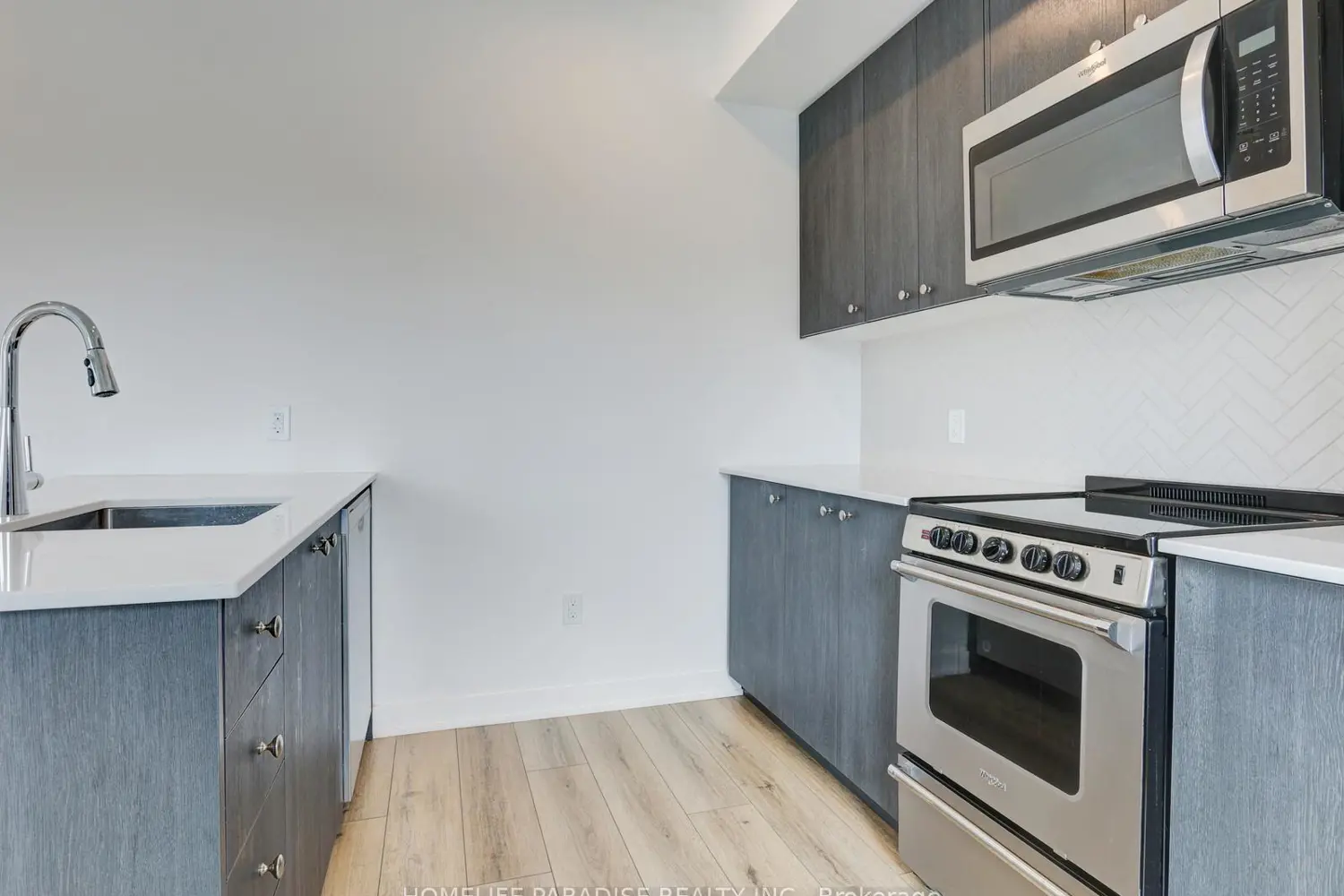 Additional image 8 of 312 Erb Street 416