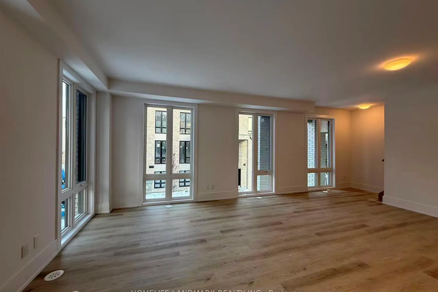 11 Kerns Lane photo 2