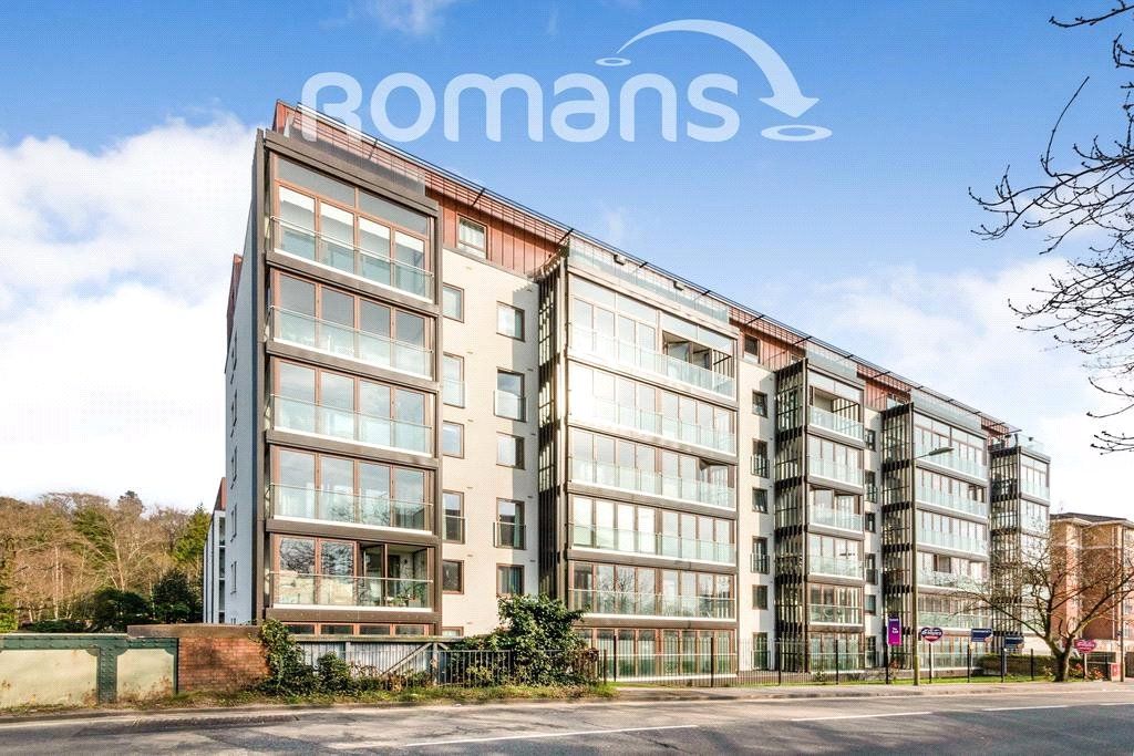 2 bed flat for saleFarnborough Road, Farnborough, Hampshire GU14