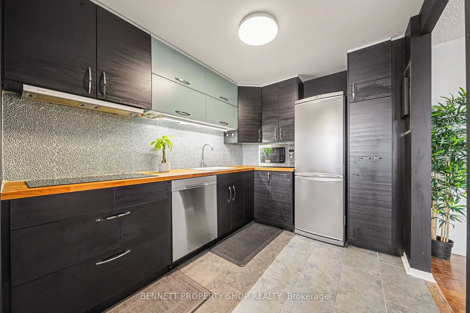Additional image 2 of 2625 Regina Street 1209