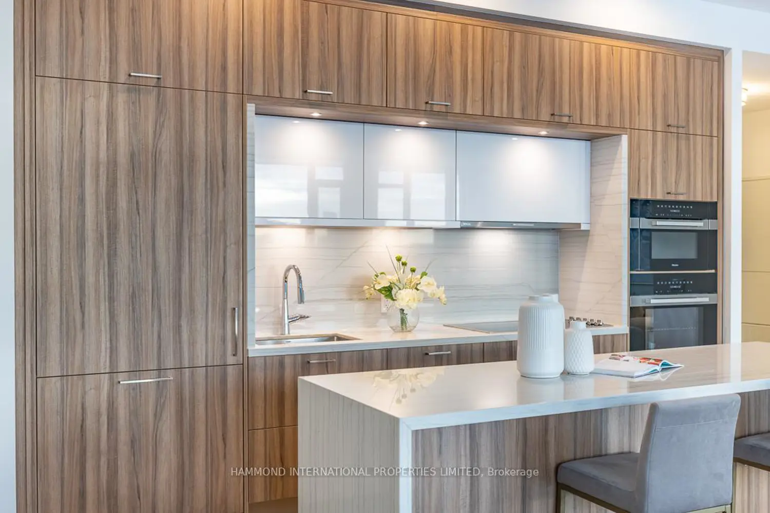 Additional image 6 of 397 Royal Orchard Boulevard 706