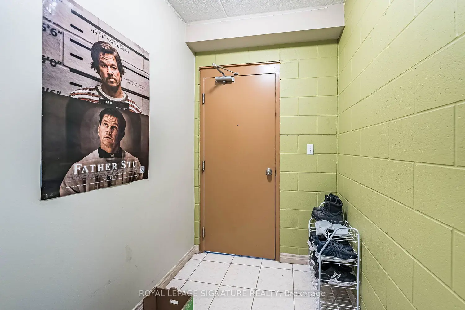 Additional image 3 of 253 Lester Street 203