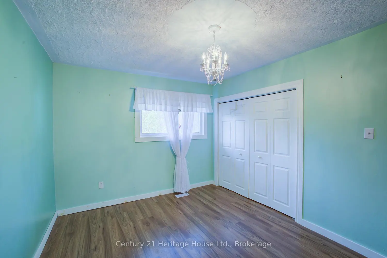Additional image 12 of 462 Durham Road