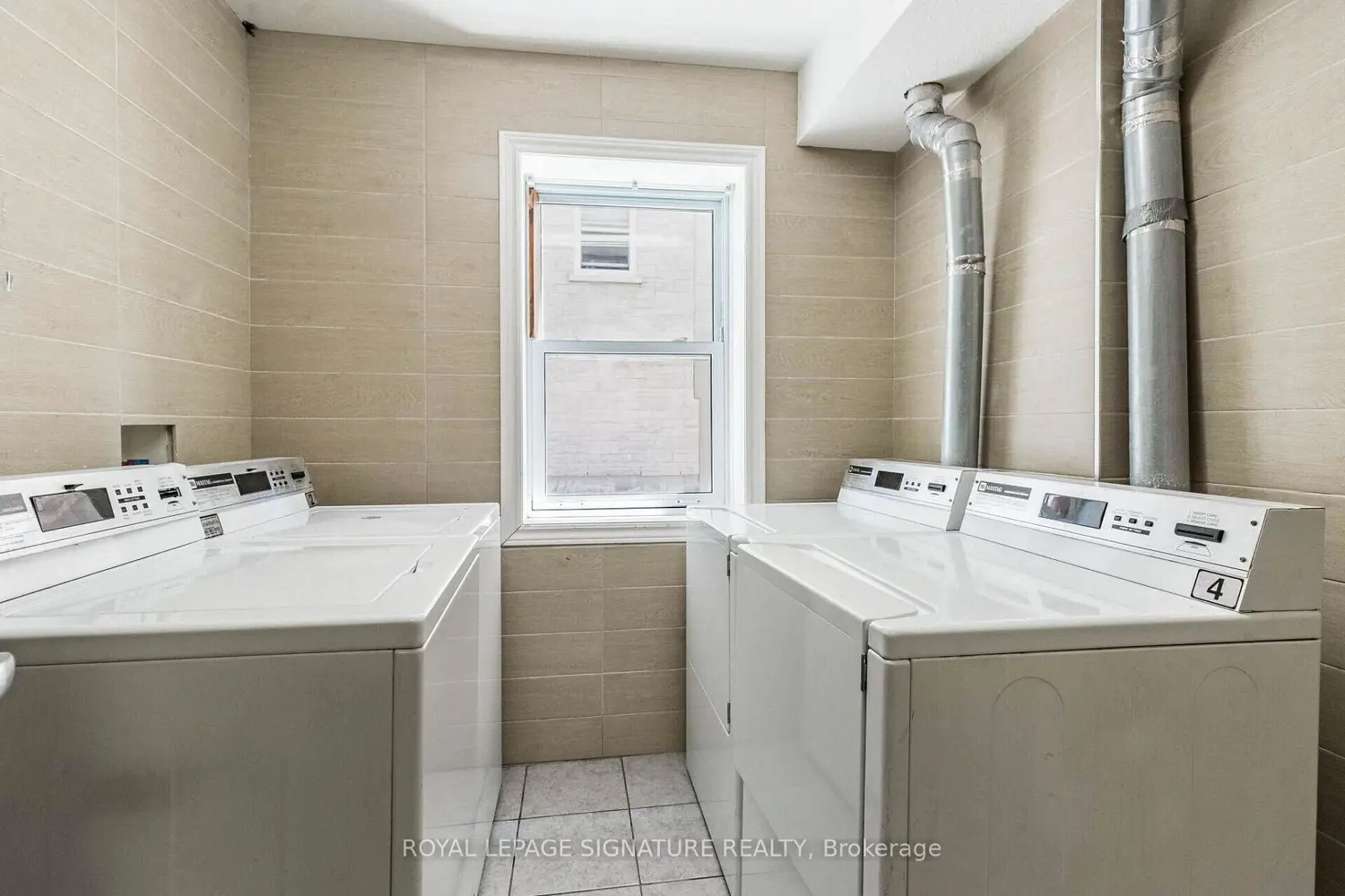 Additional image 19 of 253 Lester Street 203