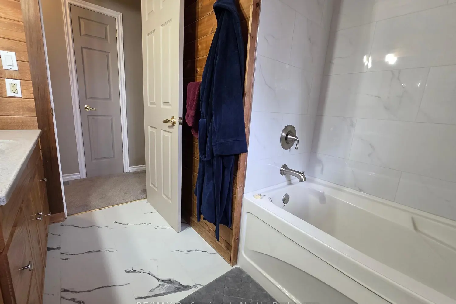 Additional image 6 of 4072 Gelert Road