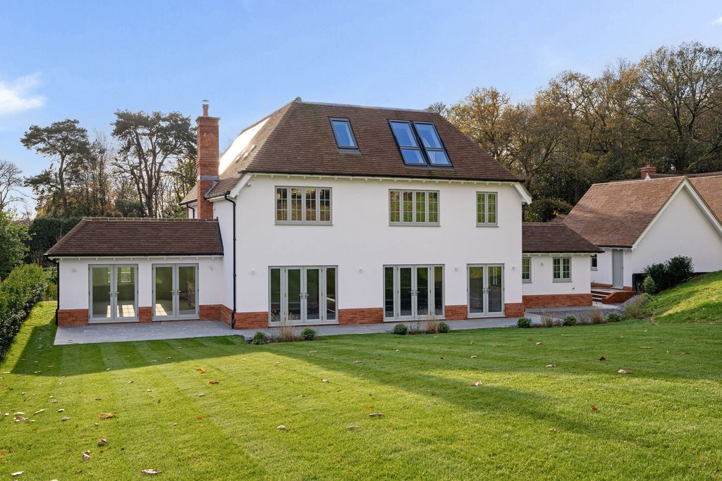 Additional image 17 of 6 bed detached house for saleArkell Lane, Frensham, Farnham GU10