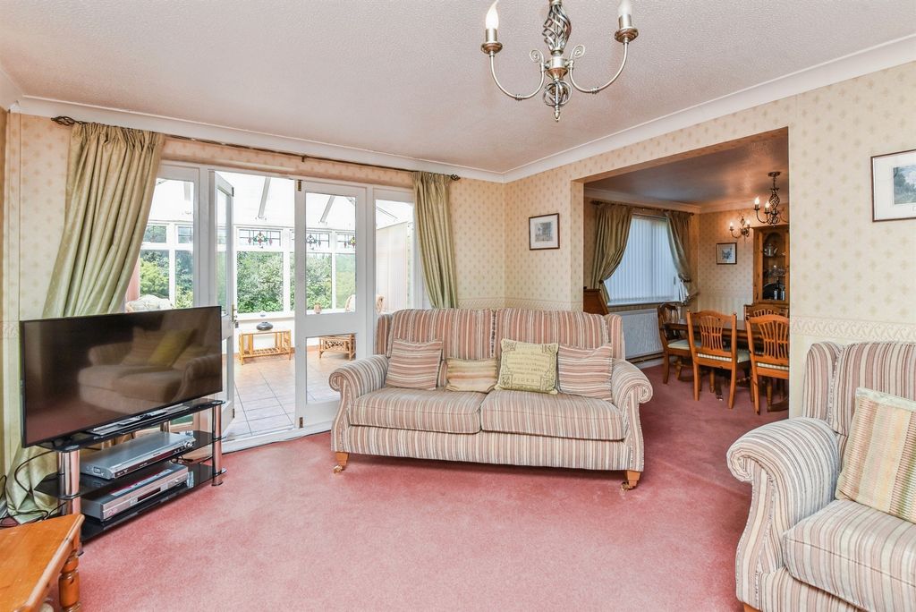 Additional image 9 of 4 bed detached house for saleJay Close, Frome BA11