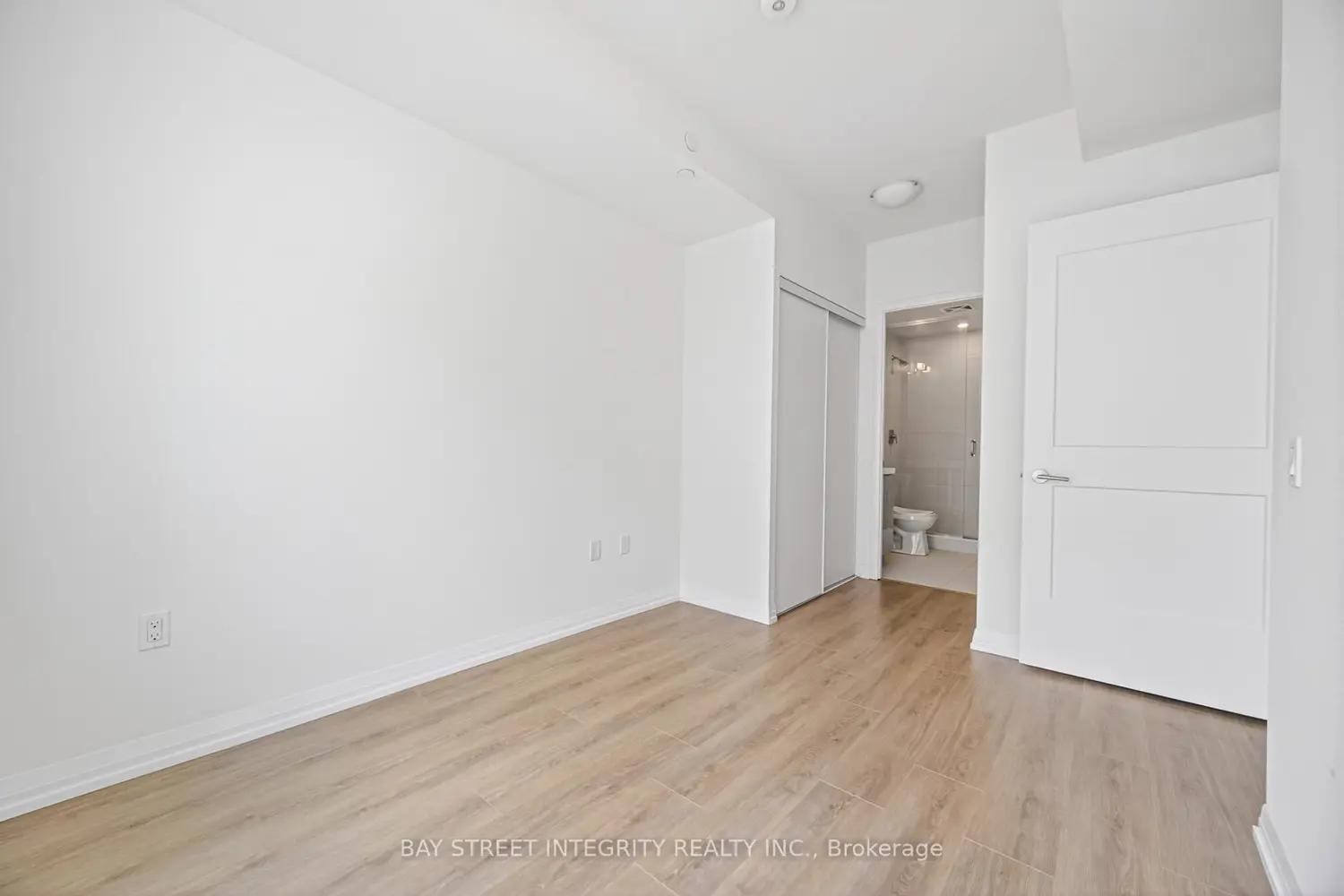 Additional image 11 of 50 Dunfield Avenue 1720