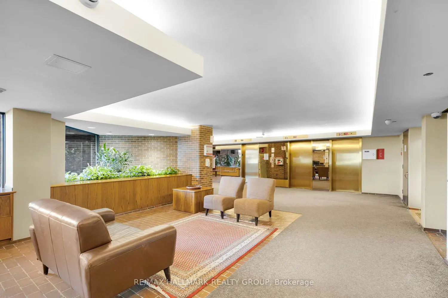 Additional image 18 of 151 Bay Street 810