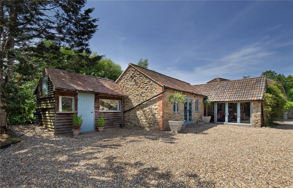 Additional image 4 of 8 bed detached house for saleThrupp, Faringdon, Oxfordshire SN7