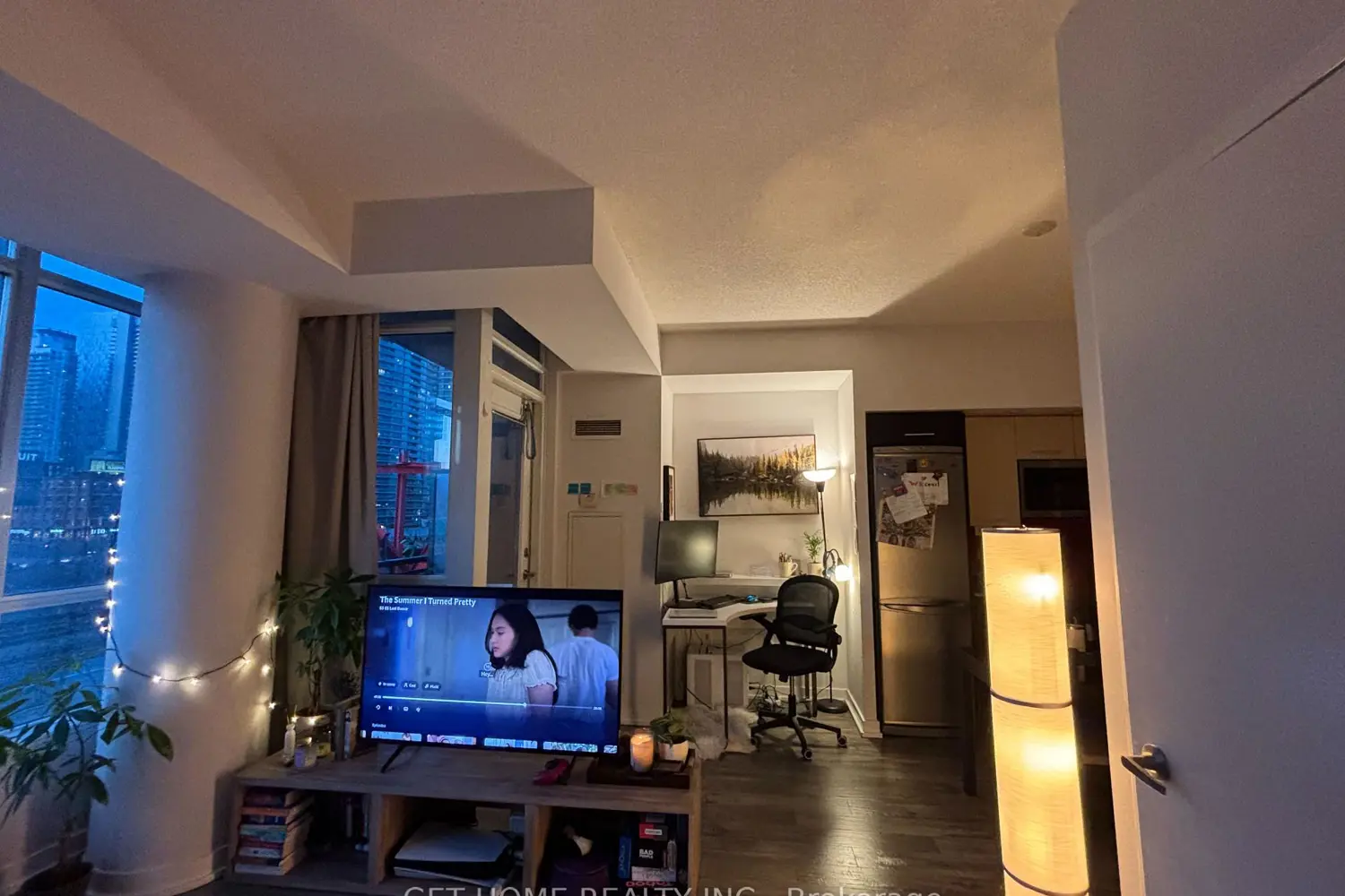 Additional image 6 of 8 Telegram Mews 318