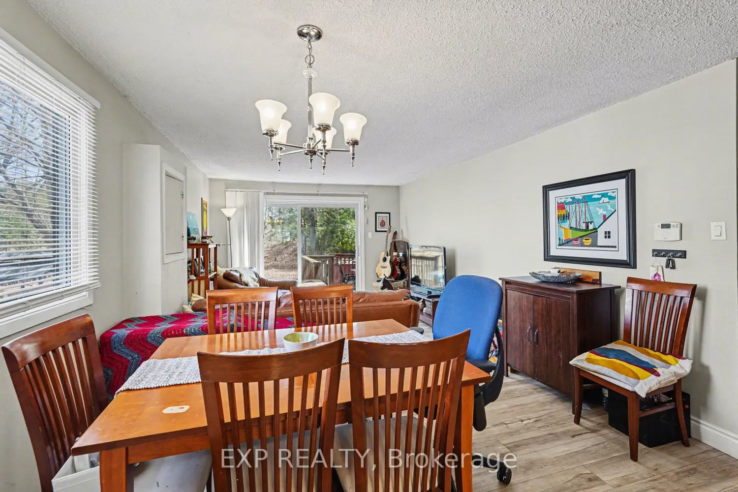 56 Glamorgan Drive photo 4