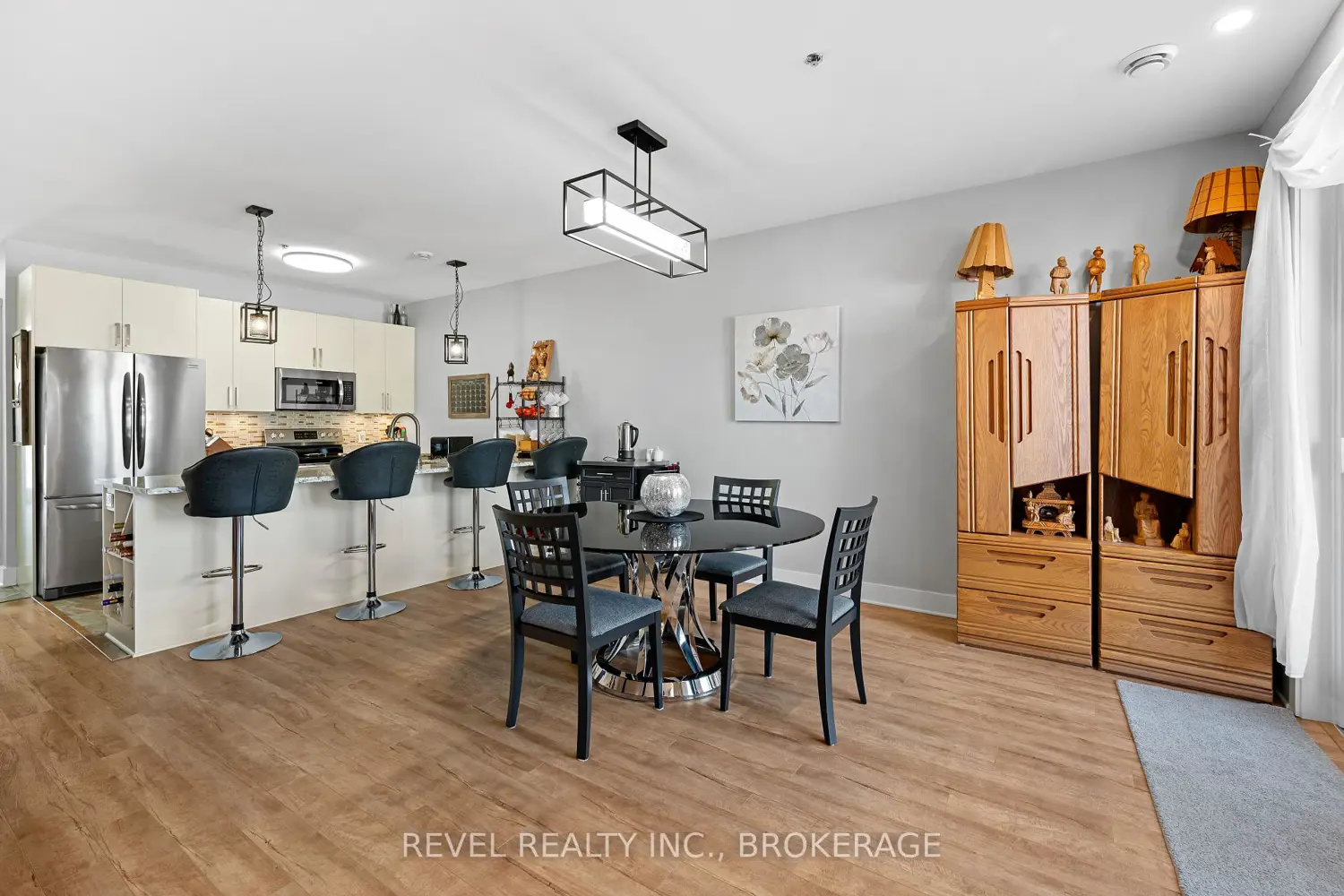 Additional image 17 of 130 Water Street 14