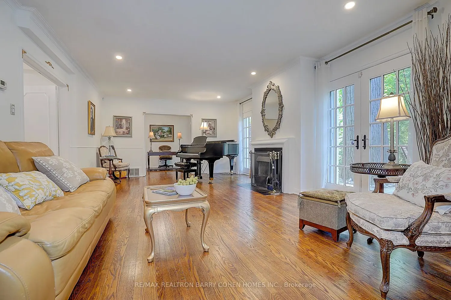 Additional image 6 of 321 Lawrence Avenue