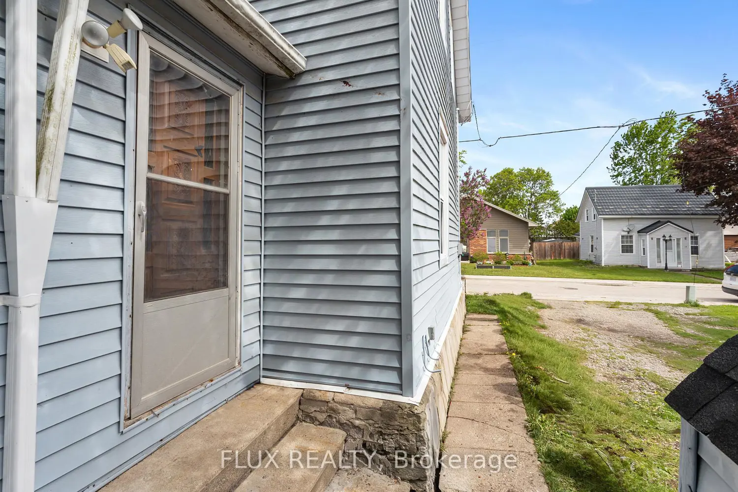 21 Brant Street photo 3