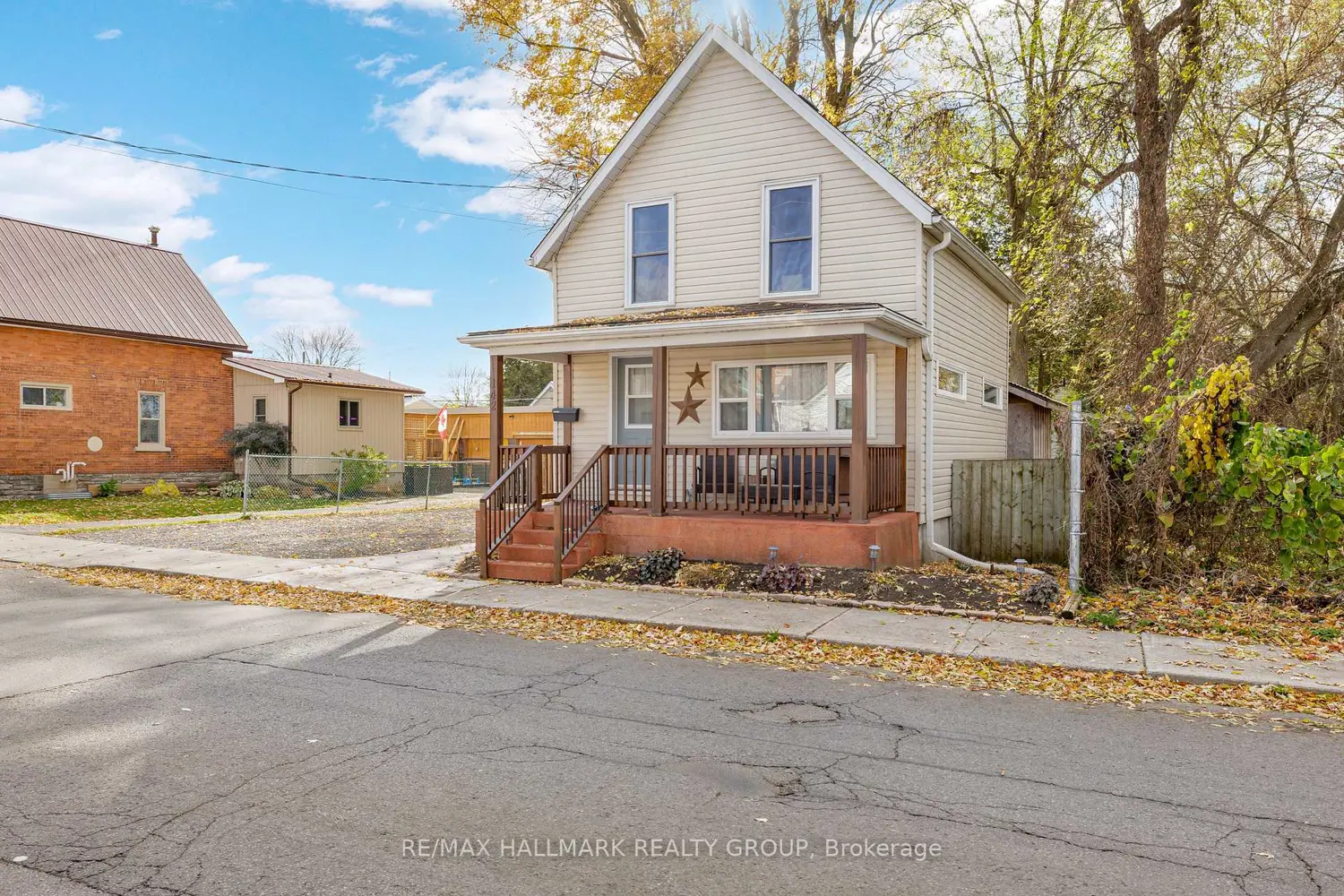 142 Park Street photo 3
