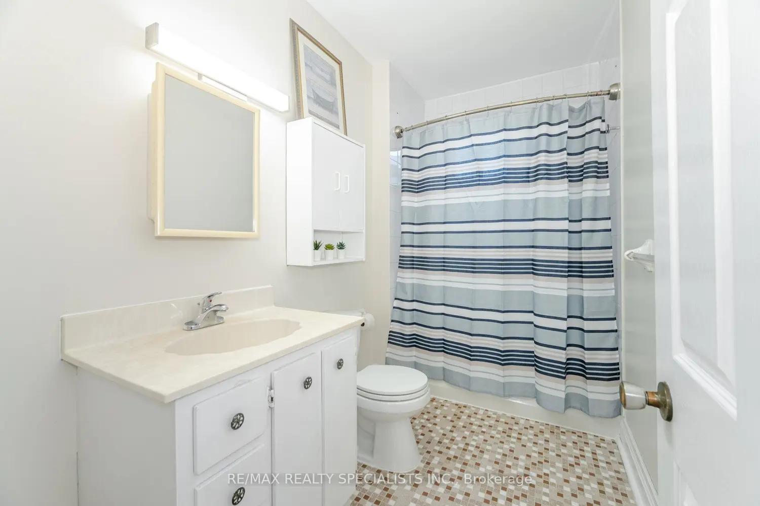 Additional image 6 of 971 Saint Clarens Avenue