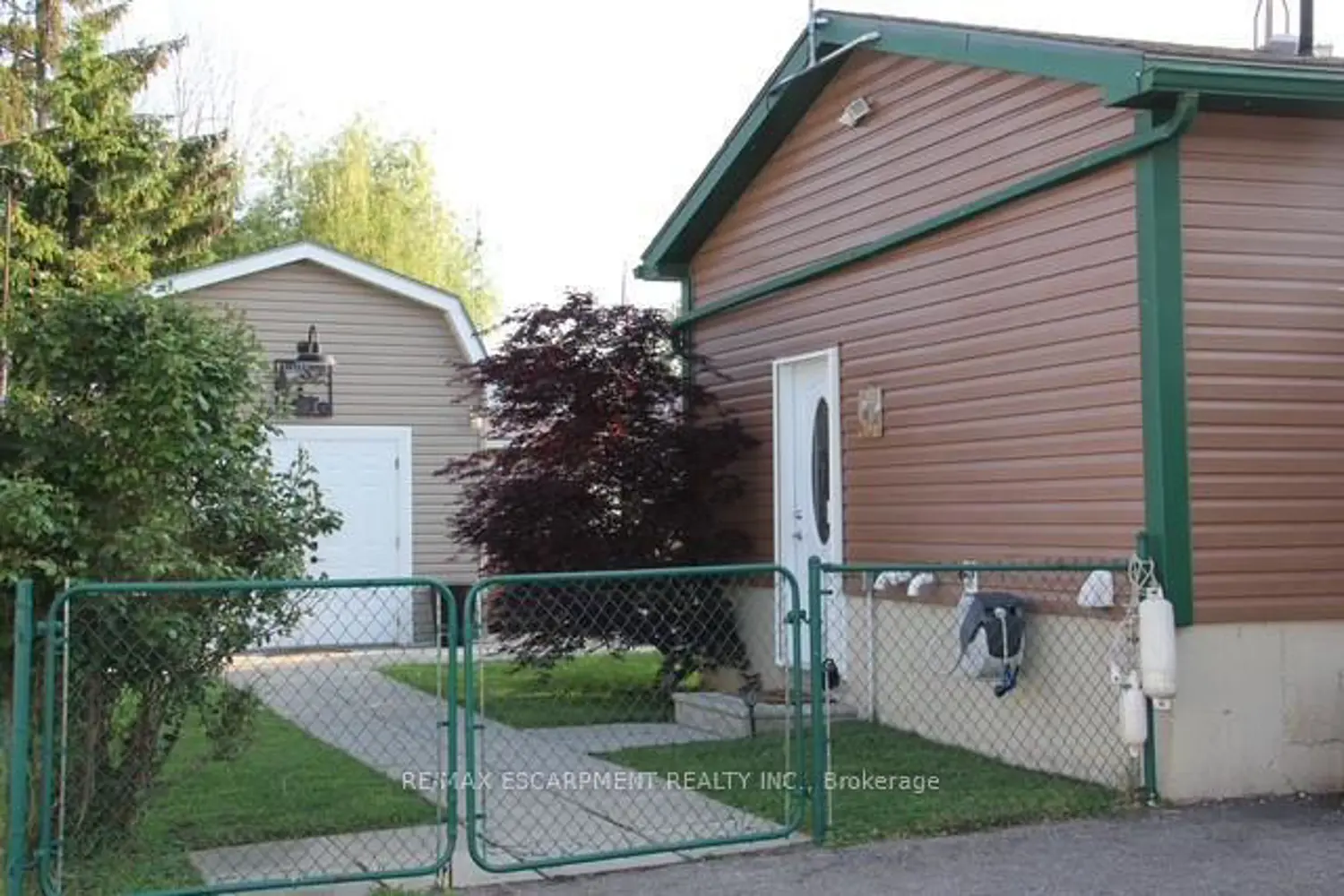 3 Wilcox Drive photo 2