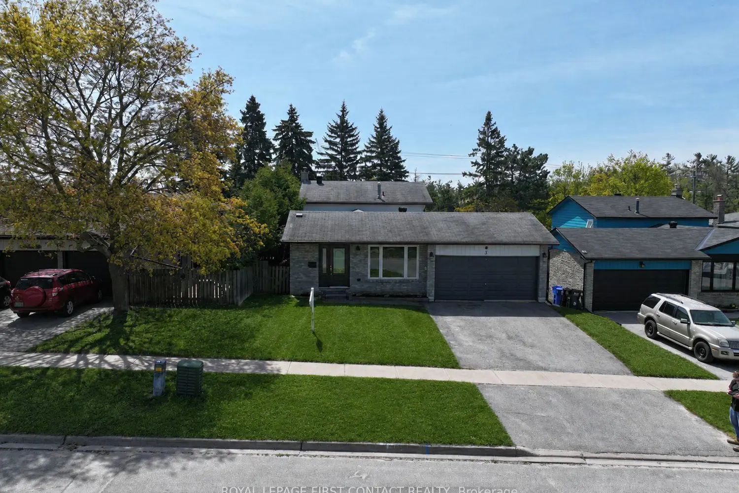 3 Oren Boulevard
