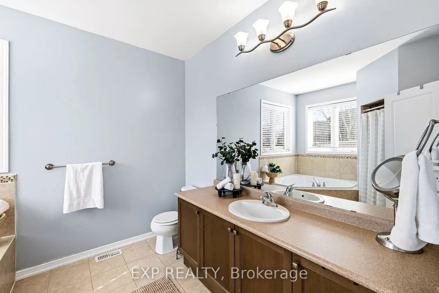 Additional image 11 of 803 Greenly Drive