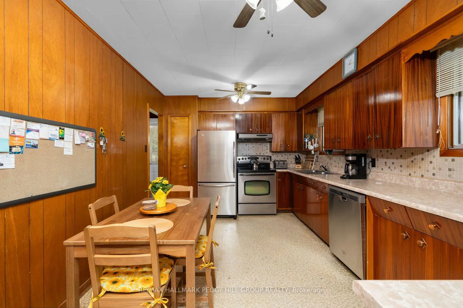 5855 Vasey Road photo 4
