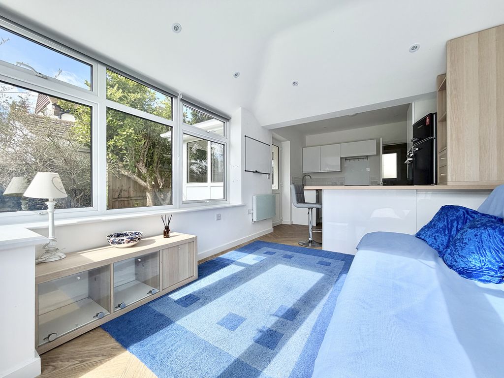 Additional image 20 of 3 bed bungalow for saleMadeira Lane, Freshwater PO40