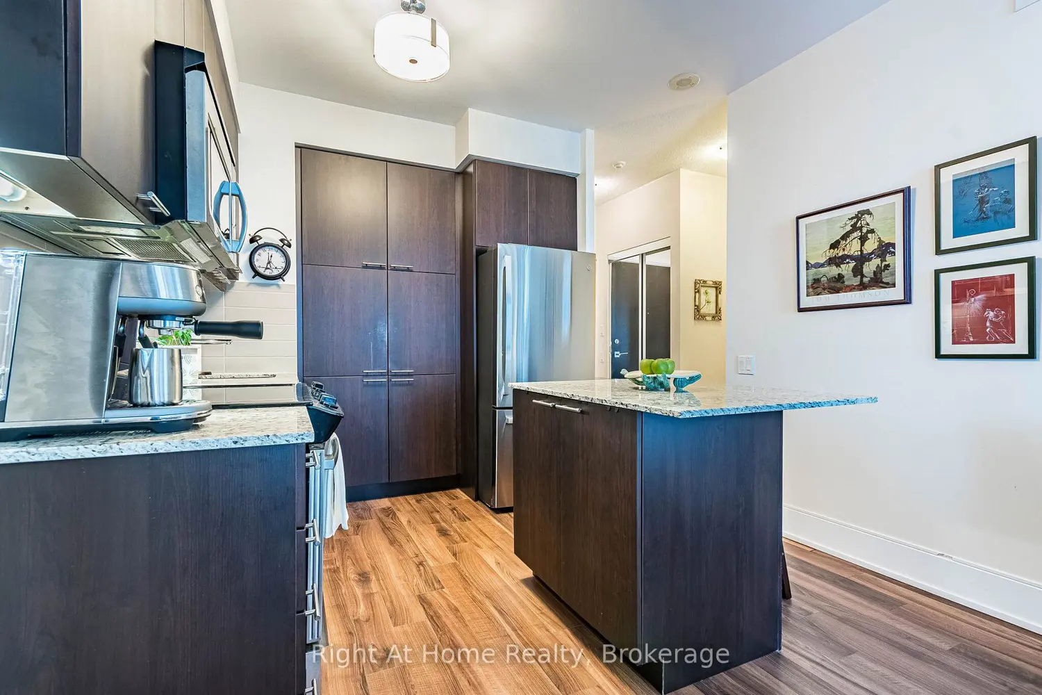 Additional image 5 of 15 Viking Lane 1303
