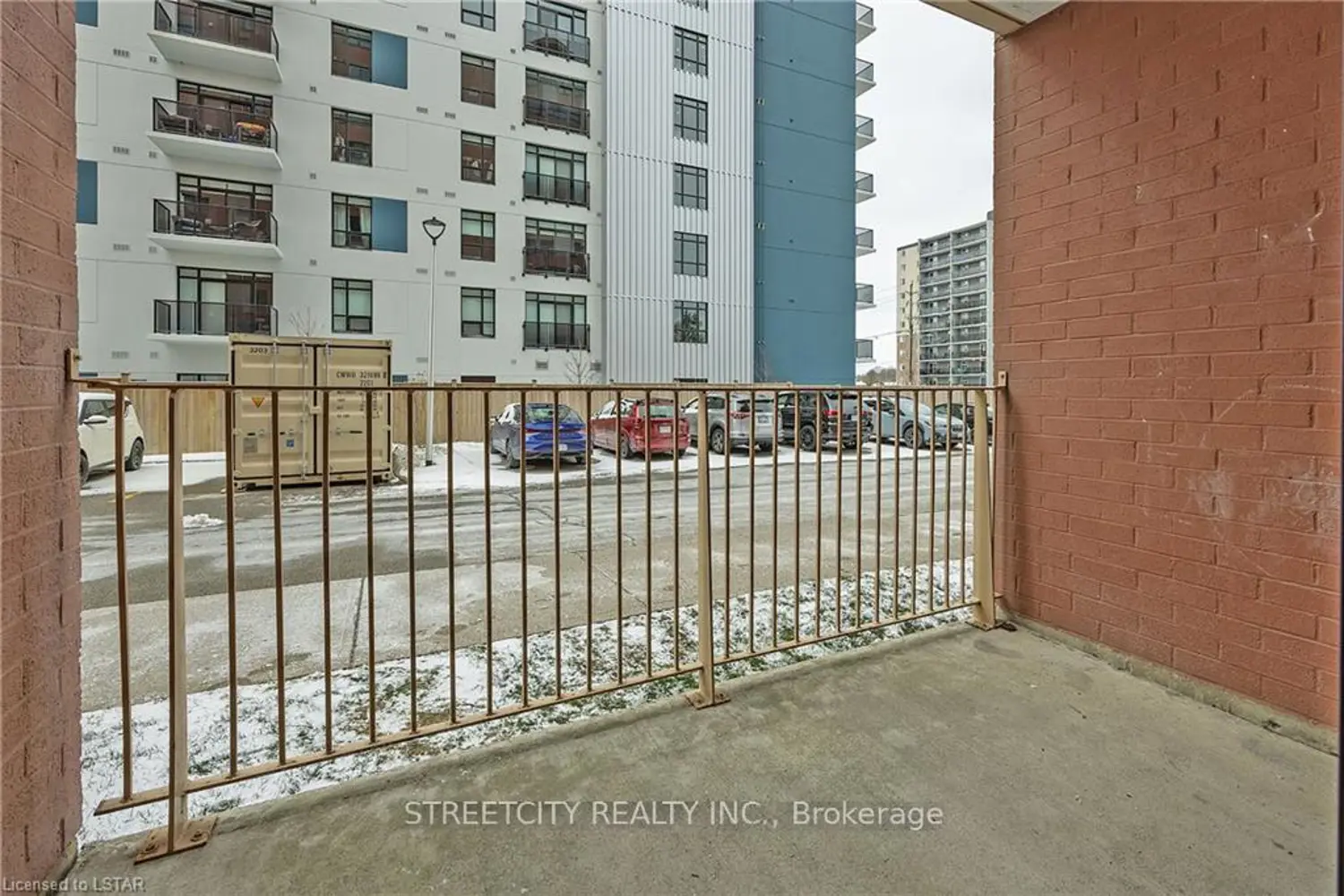 95 Baseline Road 103 photo 3