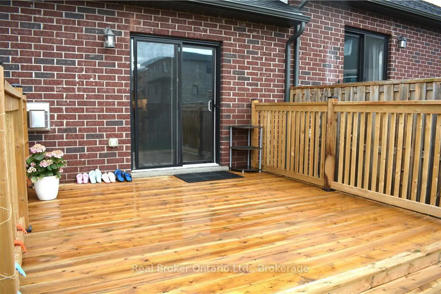 Additional image 18 of 1 Chamberlain Avenue 9