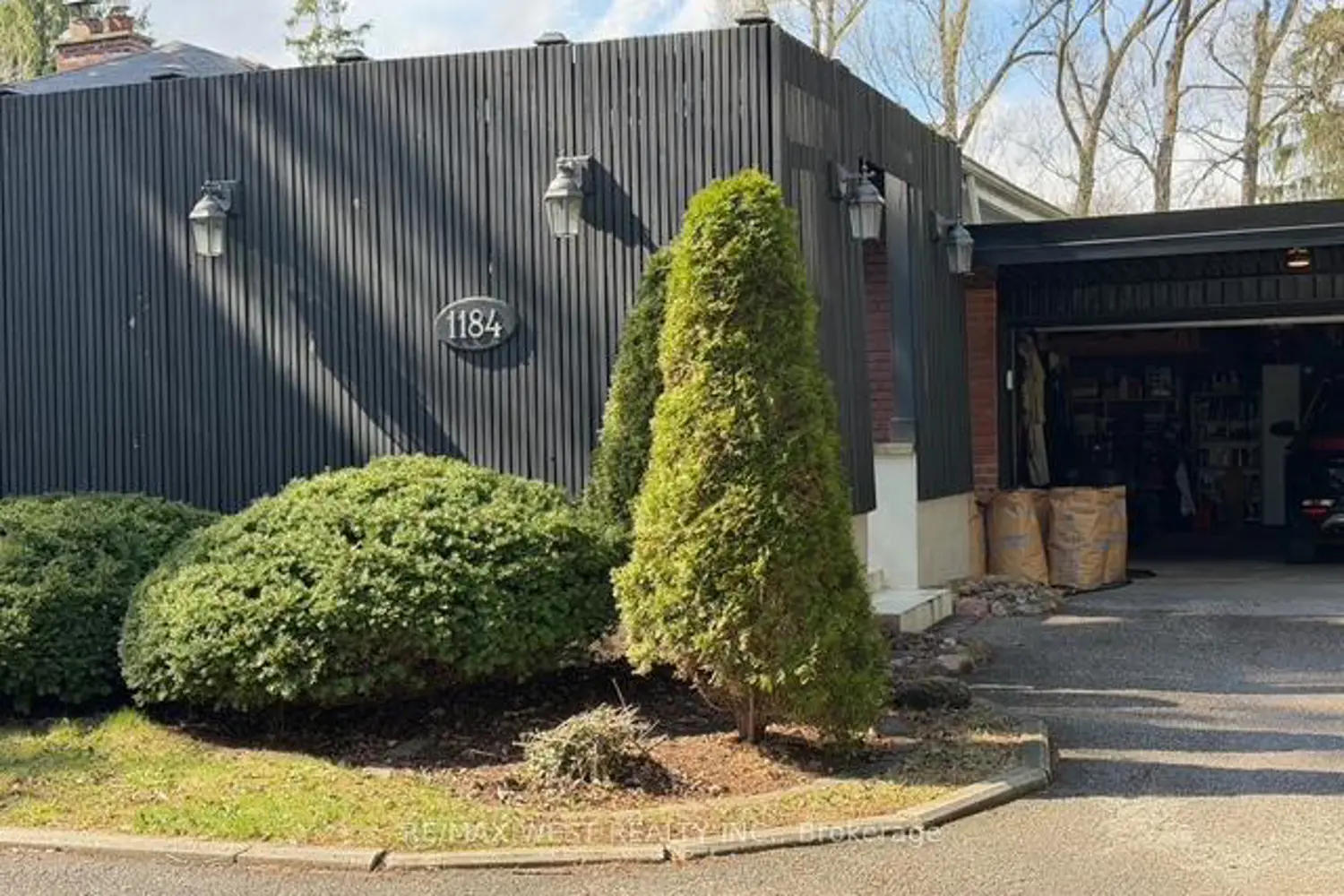 Additional image 4 of 1184 Kingston Rd Road