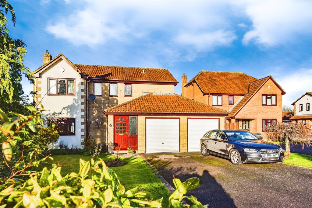 4 bed detached house for saleBrunel Way, Frome BA11