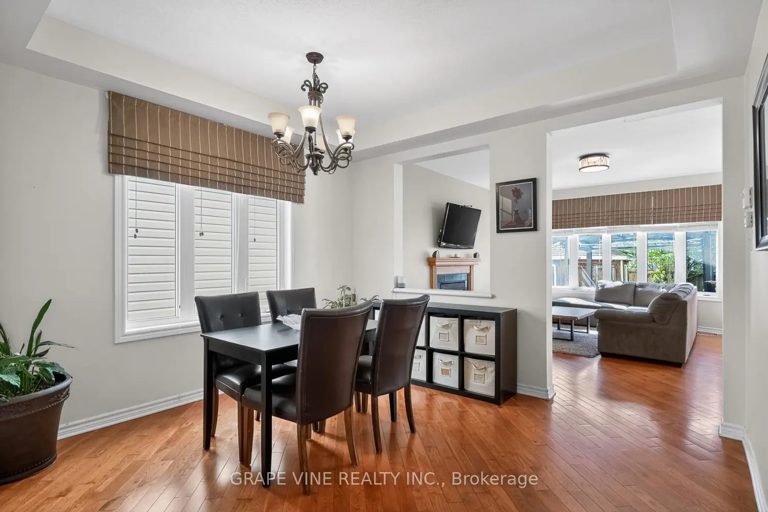 207 Mistral Way photo 4