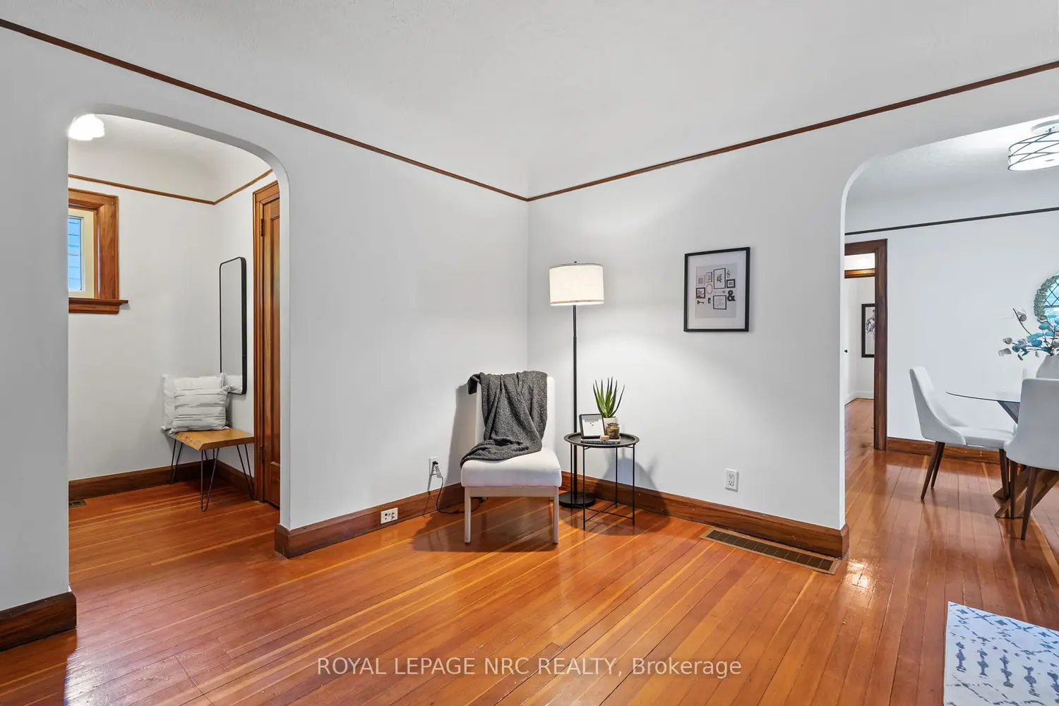 3 Gardiner Place photo 3