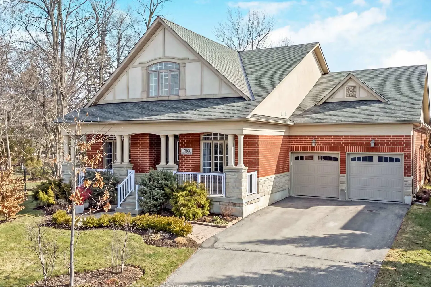 1583 Hallstone Road